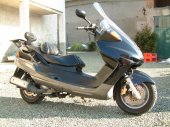 2000 Yamaha YP Majesty 250 DX photo
